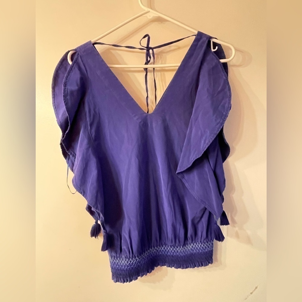Trina Turk silk cotton v neck ruffled sleeveless blouse - Picture 3 of 5